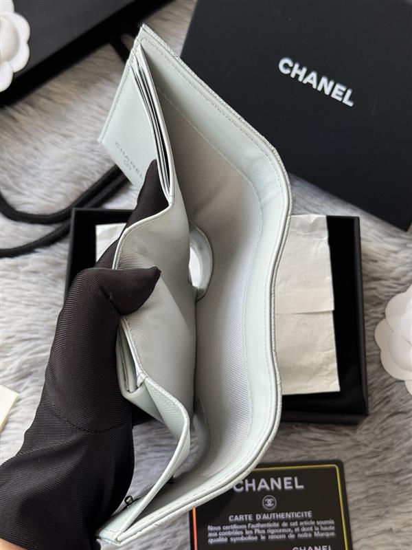 2026127215428946 270